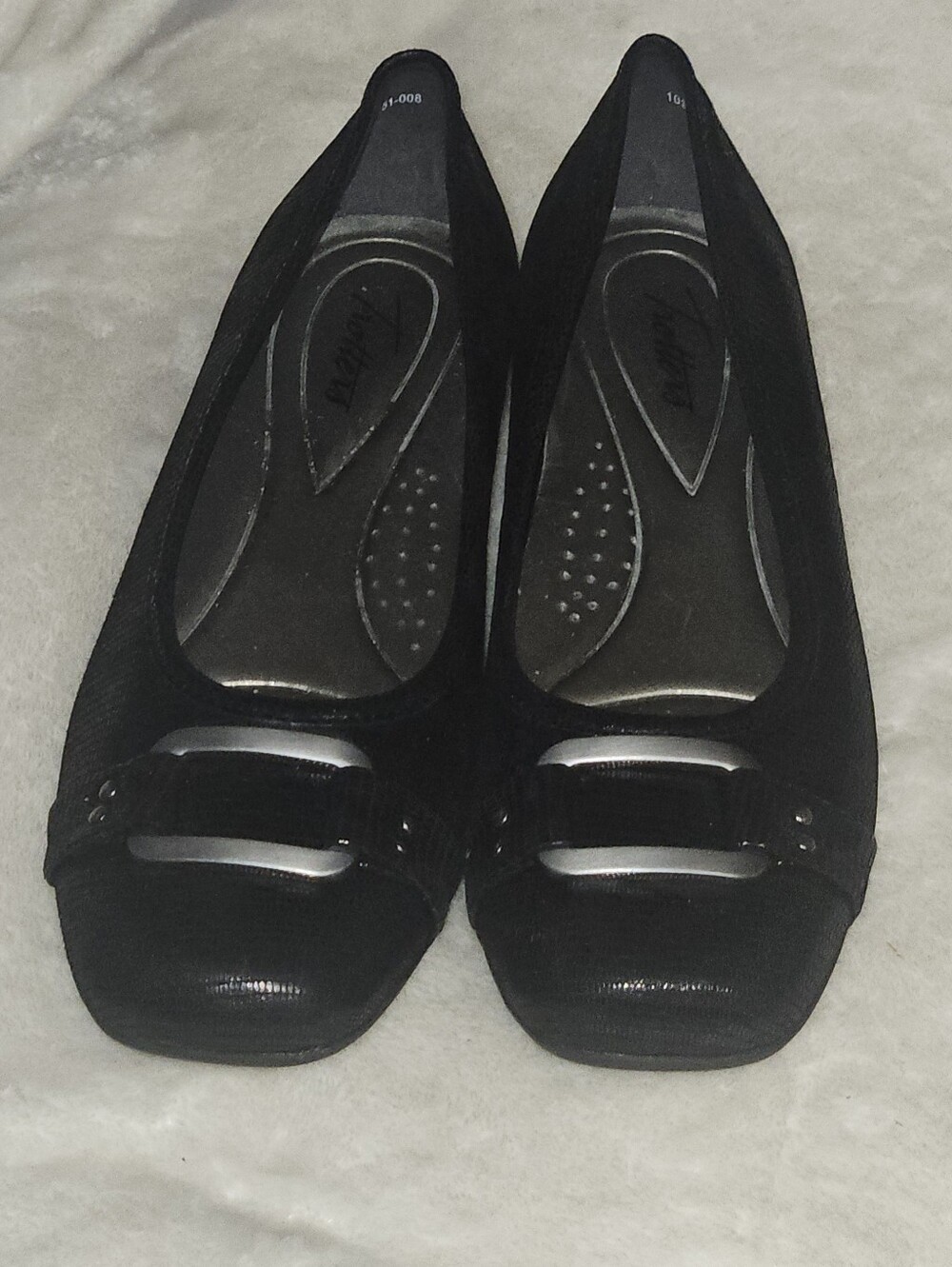 Trotters Black Slip-On Ballet with Decorative Buckle EUC Size 10